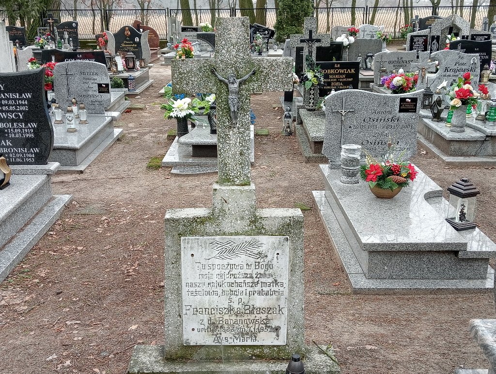 Franciszka Błaszak 1883 Pakość - Grobonet - Wyszukiwarka osób pochowanych