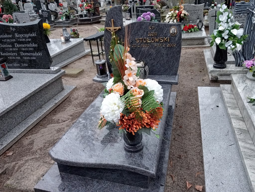 Grób Julia Stołowska