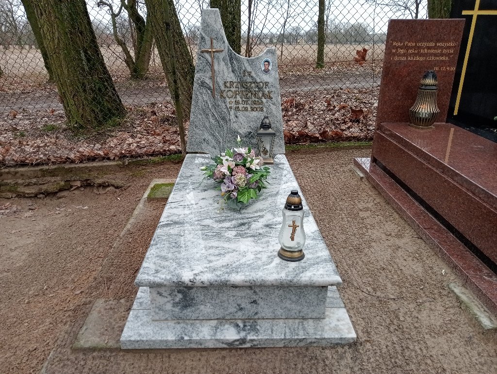 Grób Maria Kopieniak