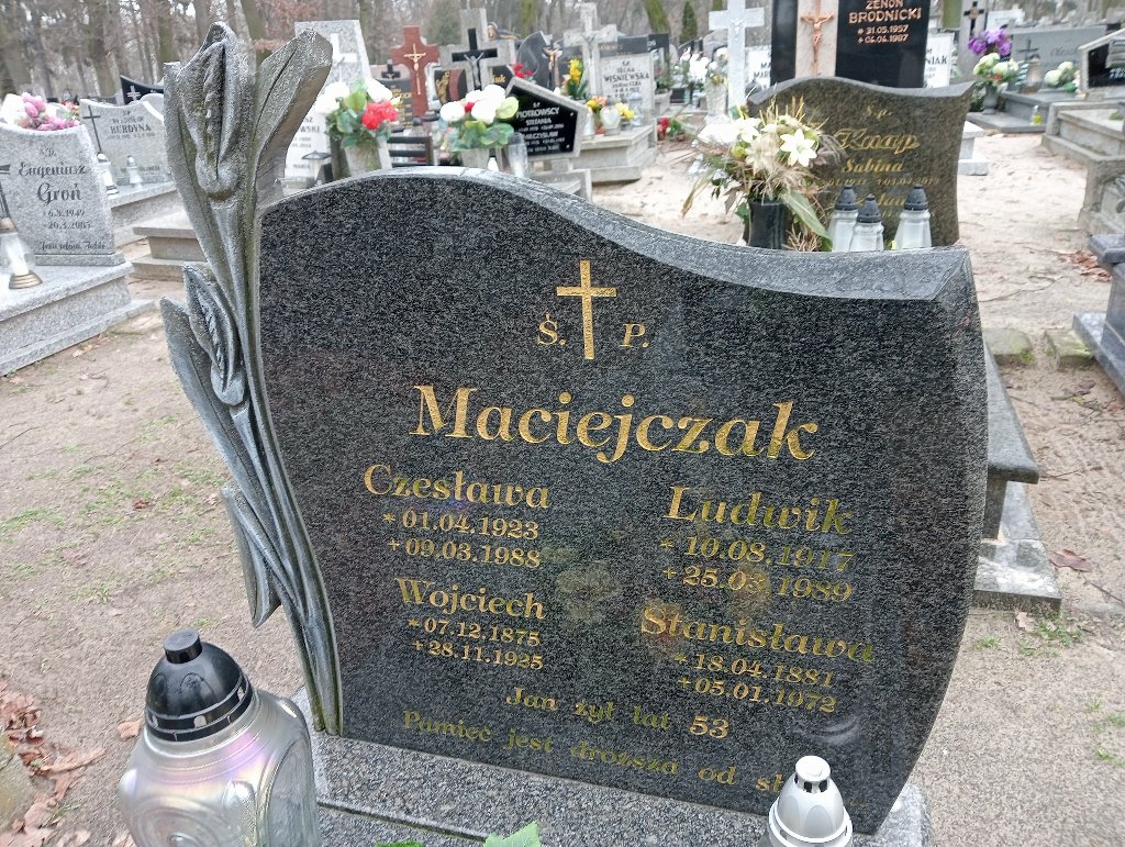 Czesława Maciejczak 1923 Pakość - Grobonet - Wyszukiwarka osób pochowanych