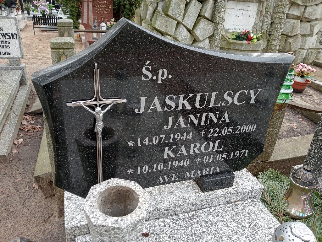 Janina Jaskulska 1944 Pakość - Grobonet - Wyszukiwarka osób pochowanych