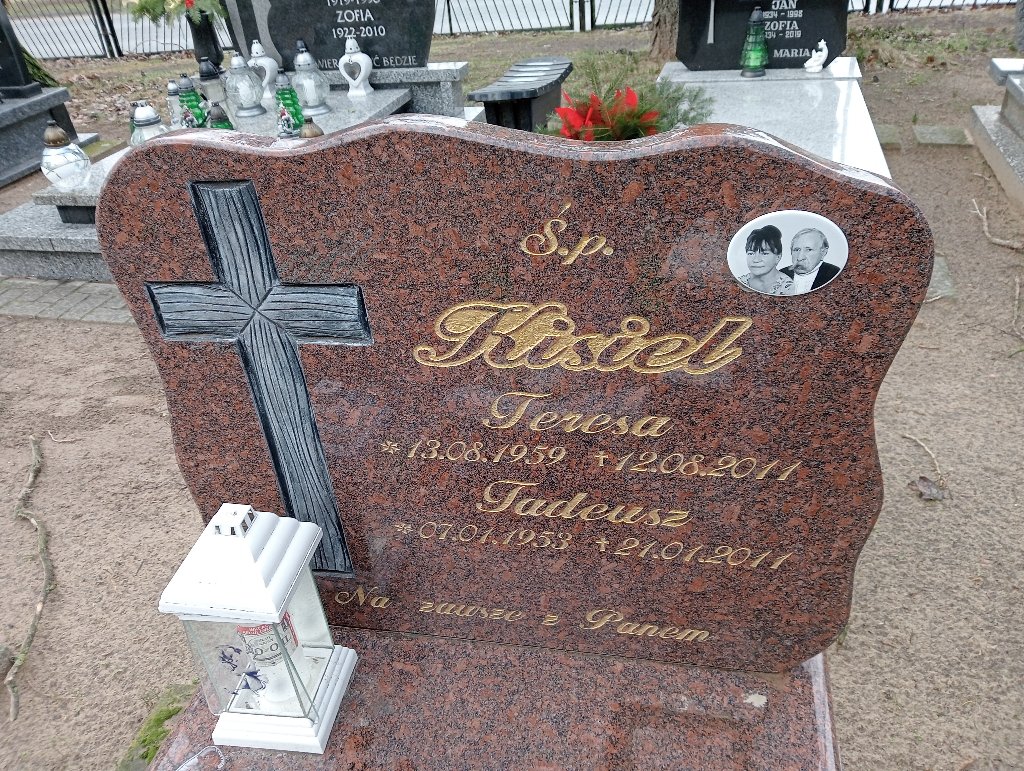 Tadeusz Kisiel 1953 Pakość - Grobonet - Wyszukiwarka osób pochowanych