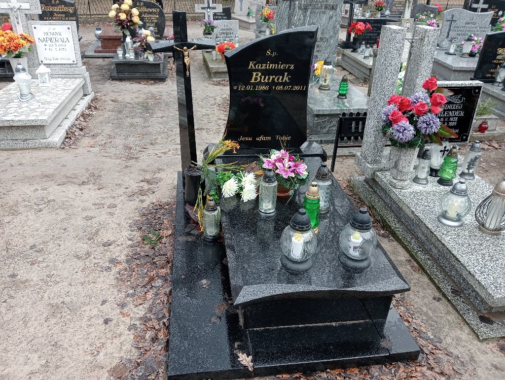 Grób Kazimierz Burak