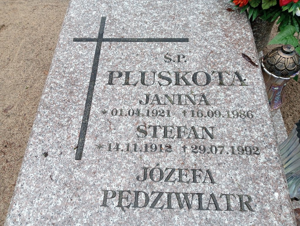 Janina Pluskota 1921 Pakość - Grobonet - Wyszukiwarka osób pochowanych