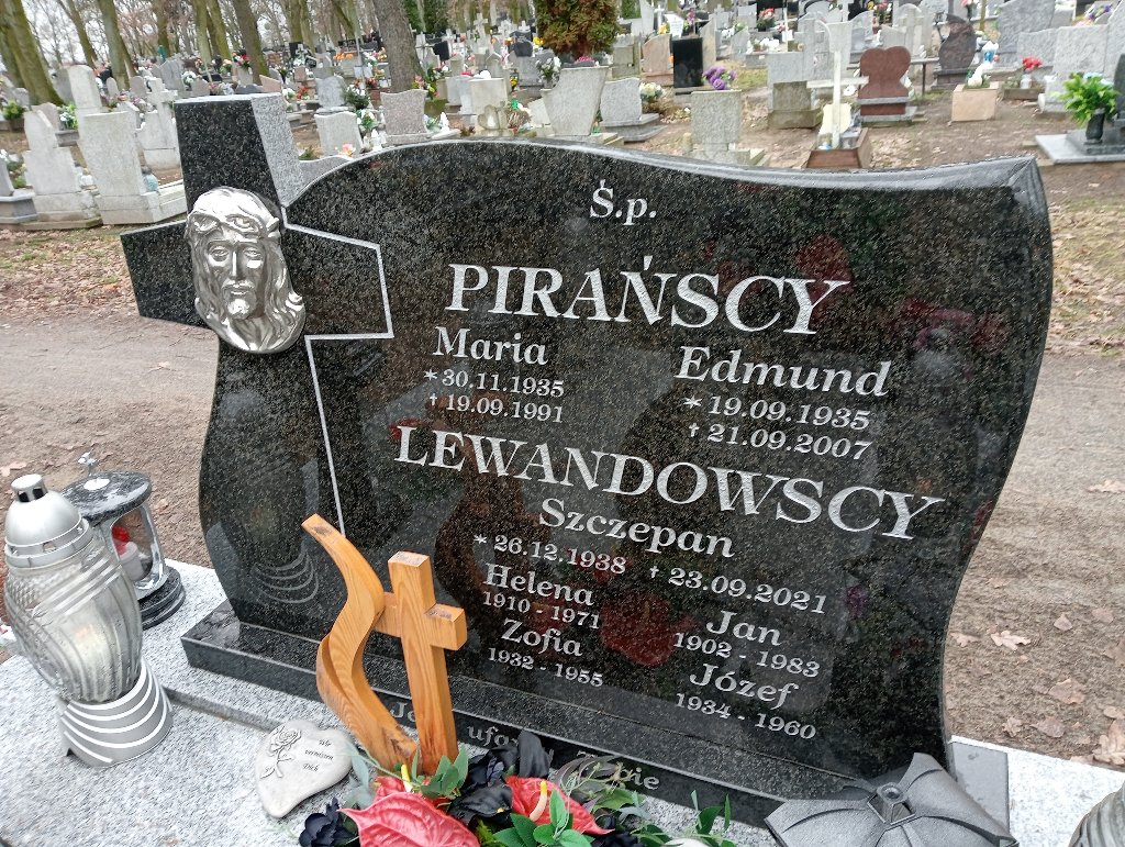 Szczepan Lewandowski 1938 Pakość - Grobonet - Wyszukiwarka osób pochowanych