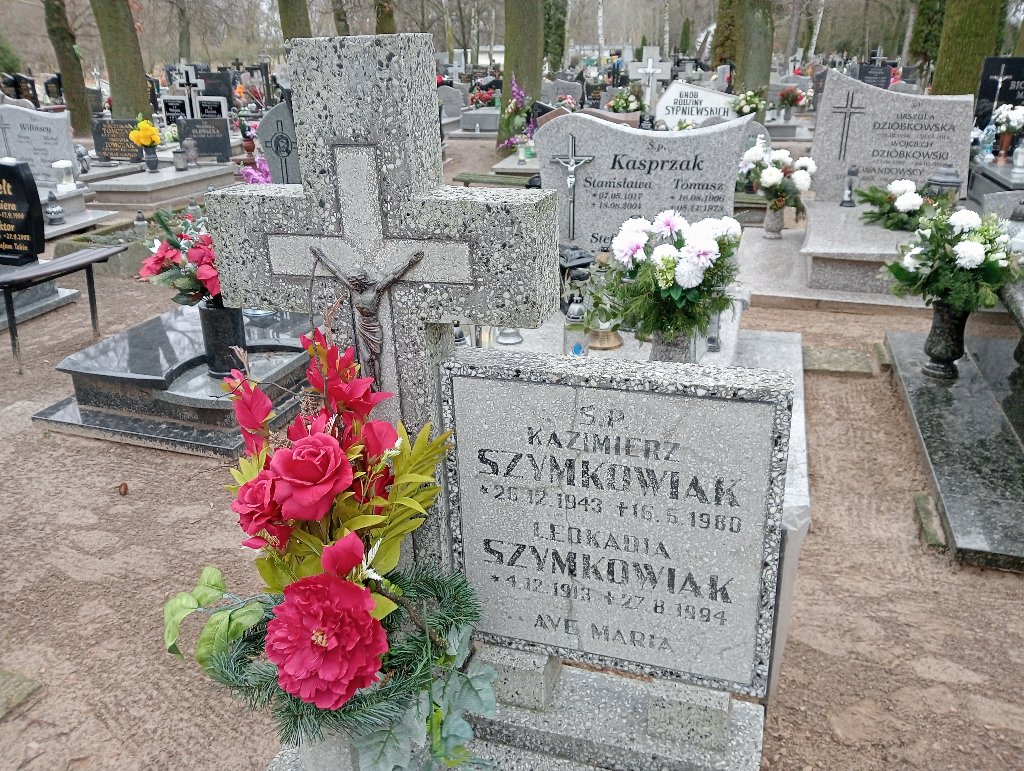 Kazimierz Szymkowiak 1943 Pakość - Grobonet - Wyszukiwarka osób pochowanych