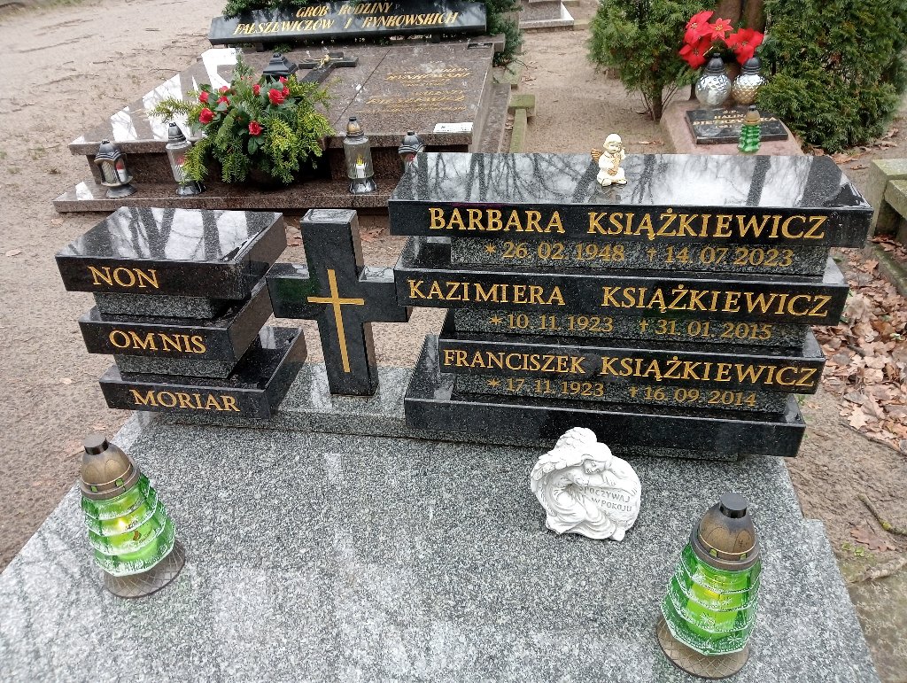 Barbara Książkiewicz 1948 Pakość - Grobonet - Wyszukiwarka osób pochowanych