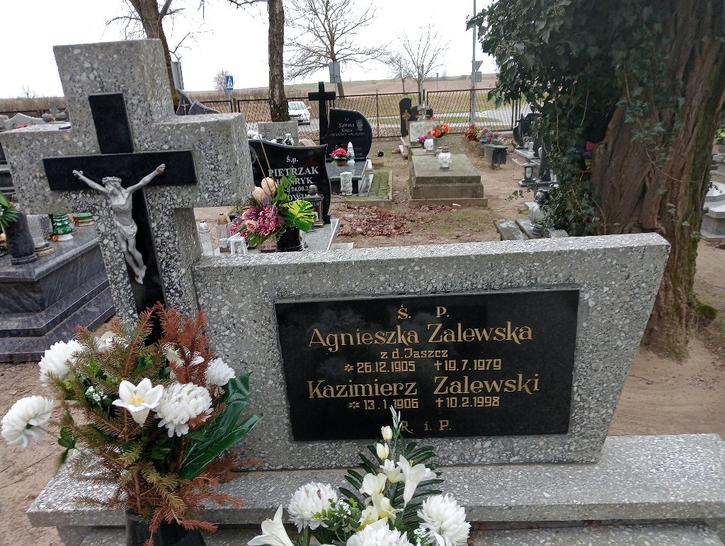 Agnieszka Zalewska 1905 Pakość - Grobonet - Wyszukiwarka osób pochowanych